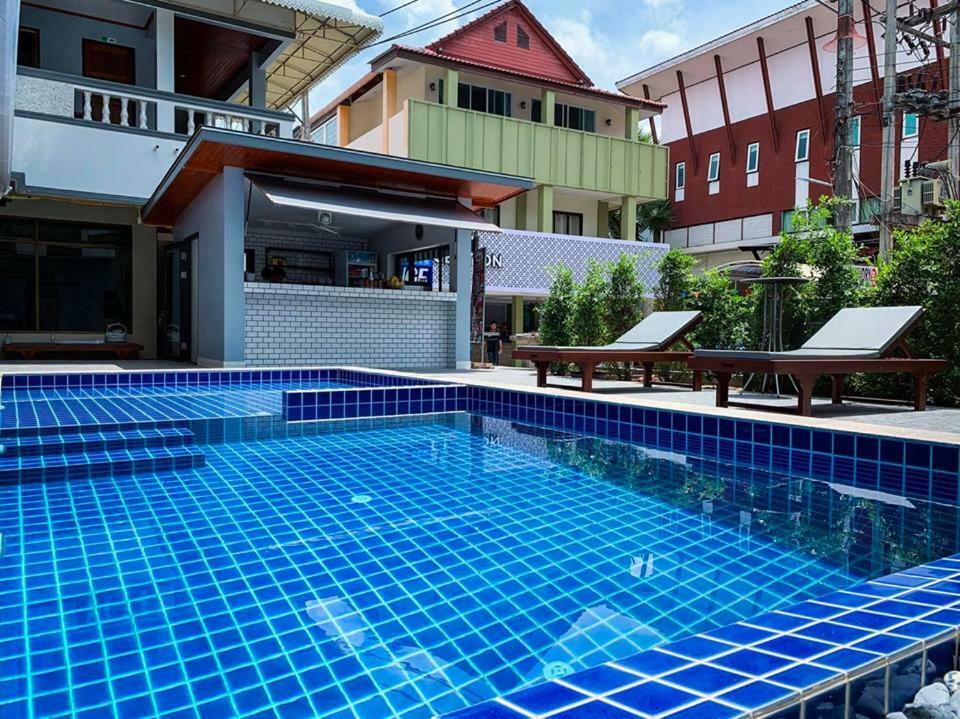 Coconut Grove Hotel Samui Chaweng  Exterior photo